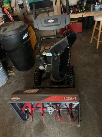 briggs&Station snowblower 1