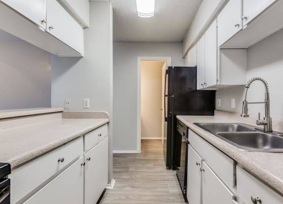 $1,830 / 2br - 1374ft2 - Laundry, in Richardson TX, 2/BD 2.5/BA (613 Clearwood Drive, Richardson, TX)63796578413571121