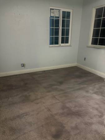 $2,200 / 2br - 2BR/1BA House for Rent – Huge Yard, Pet Friendly (Modesto)63763025975811122