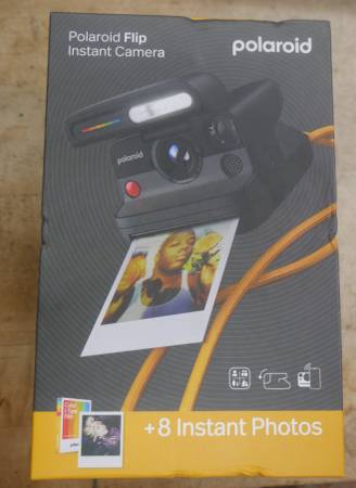 Polaroid Flip Instant Camera Bundle + 8 Instant Photos - Exp 04/15/202 1