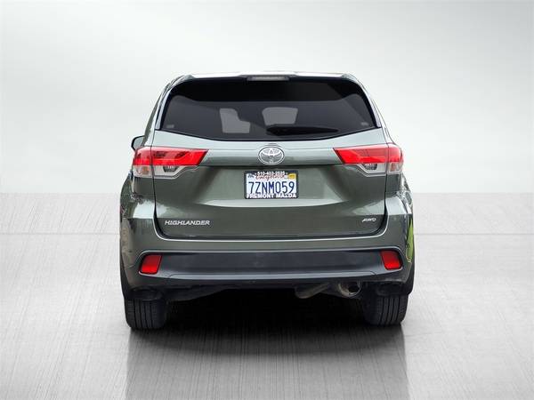 2017 Toyota Highlander suv Alumina Jade Metallic - $304 (CALL 510-854-8790 FOR CUSTOM PAYMENT)63438746507905124