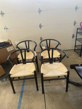Four chairs 1