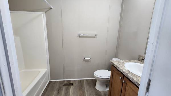 $72,499 / 2br - 1216ft2 - New Home & New Start. Apply Now (Pleasant Grove)63685997863041123