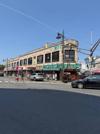 Bright CORNER 2ND-Floor Commercial Space for Rent – Tons of Sunlight 1