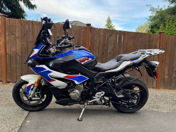 BMW S1000 XR HP - Pocos kilómetros, neumáticos nuevos y muchas extras - $11.500 (Bothell)63471362520195121