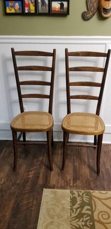Vintage Ladder Back Wood & Raton Chairs 1