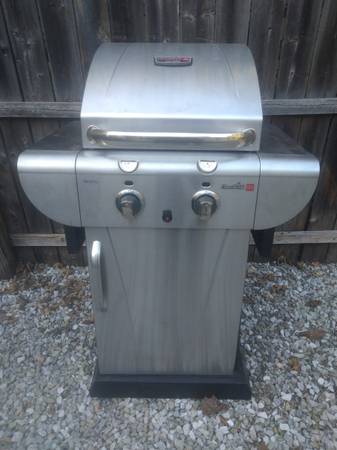Char-Broil Commercial Infared 2-Burner Gas Grill 1