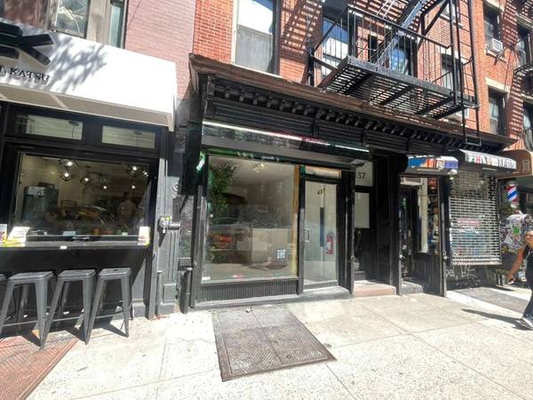 $6,500 / 600ft2 - !! EAST VILLAGE PRIME LOCATION 9TH STREET FORMER CAFE!! (East Village)63862608644867120