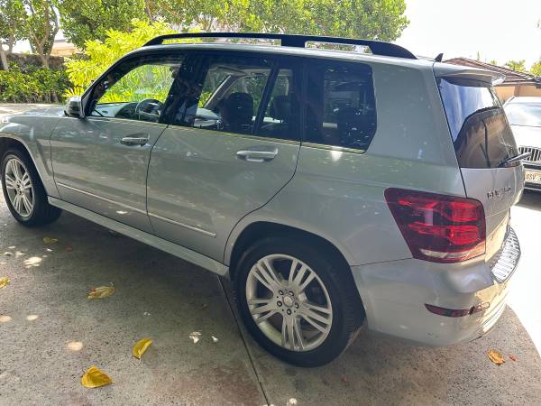 2013 Mercedes Benz GLK350 - $11,500 (Kahala)63617671187713121