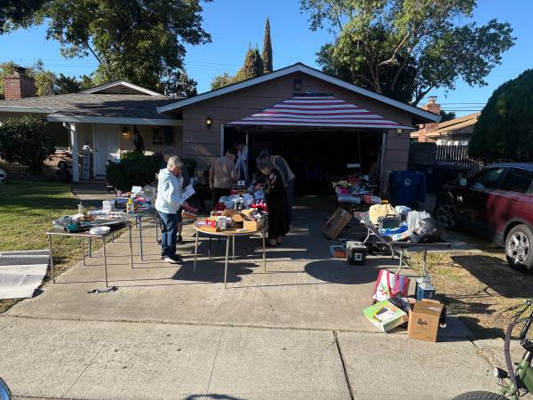 Huge garage sale tons of stuff if you’ve been to my Garage house befor 1