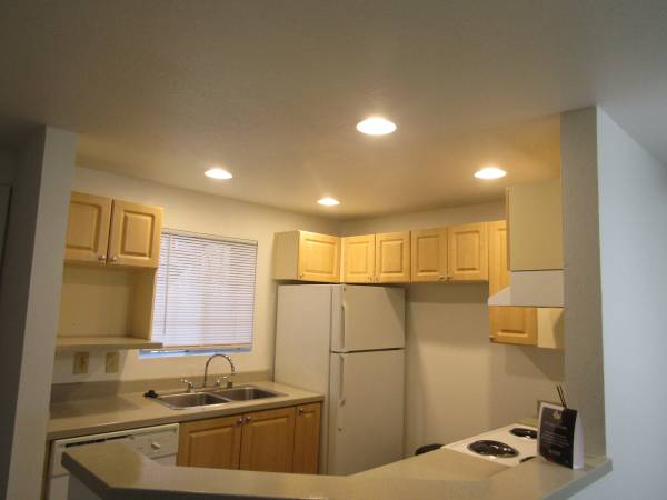 $1,599 / 2br - 820ft2 - Alister Parx is where Comfort and Space combine! (Everett)63995108999427122