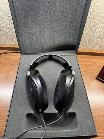 Sennheiser HD 660S excellent condition - electronics - by owner