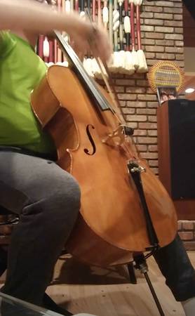 Professional old cello from 1970. Best offer. 1