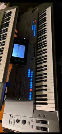 Yamaha Tyros 5-76 Portable Keyboard 1