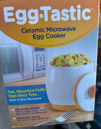 Two (2) Egg-Tastic Ceramic Microwave Egg Cookers 1