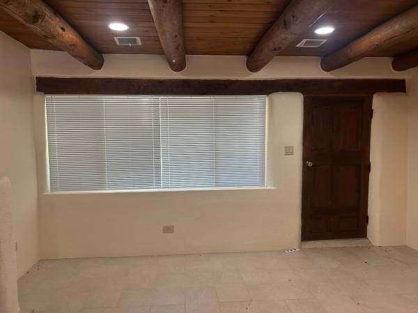 $2,300 / 4br - 2000ft2 - 317 Santistevan Ln (Taos)63806118064387121