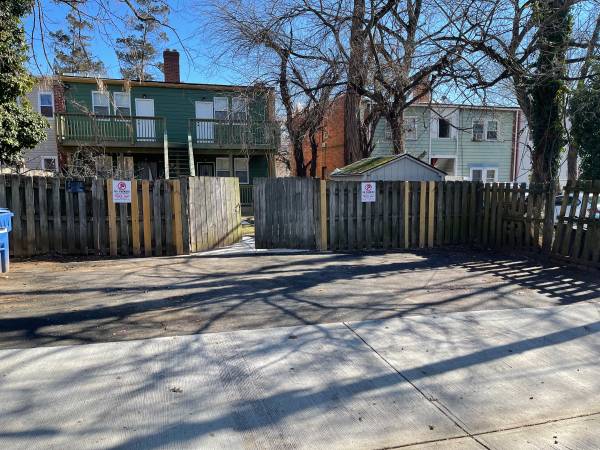 $125 Available Parking at the quiet Brightwood Neighborhood (NW, Washington)63822289185921120