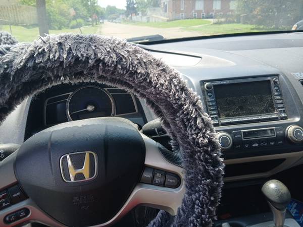 Honda civic hybrid - $5 (Cincinnati)63470600951939124
