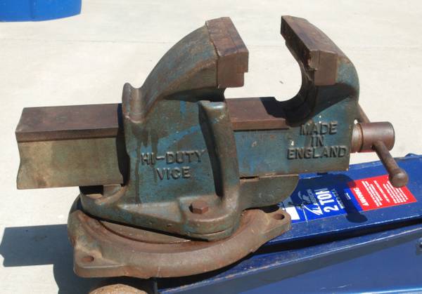 Paramo No 6 Hi-Duty Bench Vise made in England, 6" wide jaws, 90 lbs 1