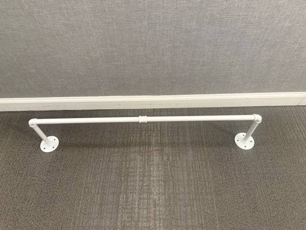 36” White Hanging Planter Bar 1