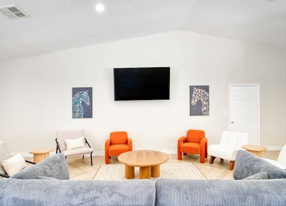 $1,430 / 2br - 978ft2 - Spacious 1,2 & 3 BRs | Pet-Friendly |Call for Specials! (14230 North 19th Avenue, Phoenix, AZ)64047540088707123