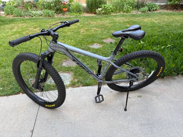 toyota electric bicycle KINTO, the shared mobility subsidiary of Toyota, gets into electric bike  sharing with Fifteen  Fifteen