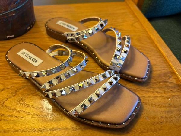 Women’s Steve Madden Skyler Sandals (size: 8.5 / New!!) 1