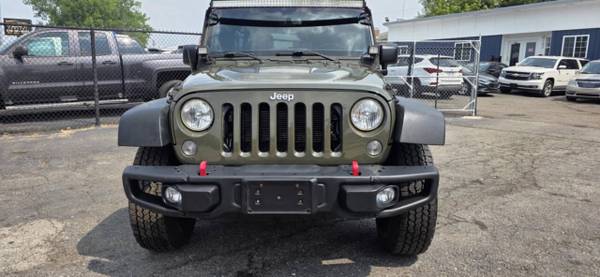 2015 JeepWrangler Unlimited Rubicon 4x4 4dr SUV - $15,995 (Pontiac)63470239185409122