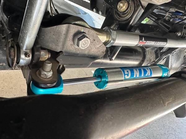KING Steering Stabilizer 1