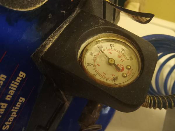 Cambell Hausfield 100 psi 1 gal air compressor - $30 (Baltimore/AA county)63471075554179123