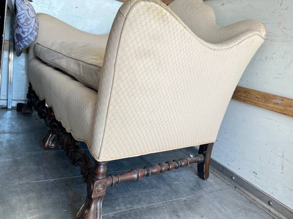 Love seat antique 1