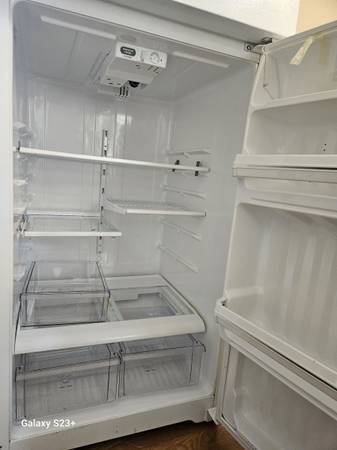 Refrigerator - $139 (Alpharetta)63469931627651124