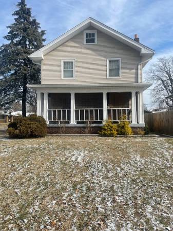 $944-ALL UTILITIES INCLUDED(Gas/Elec/Water/Trash)+driveway+Hardwoods 1