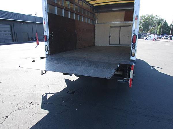 2010 Ford Econoline E350 Boxtruck - Photo 15