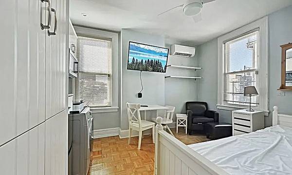 $1,595 / 270ft2 - Encantador estudio en Dupont/Logan Circle con lavavajillas y lavandería en la unidad (Dupont - Logan Circles)63822292488449124