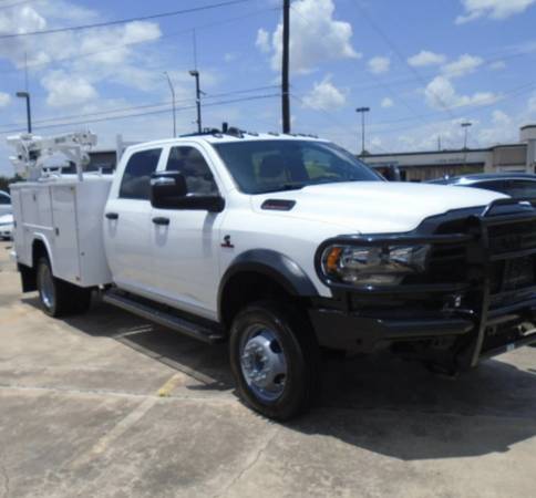 2024 RAM 5500 - Photo 2