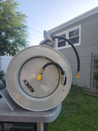Air hose reel 1