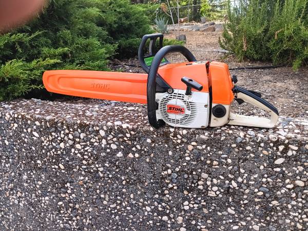 Stihl 034 chainsaw 1