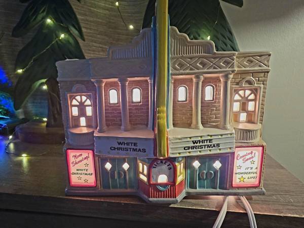2 Brand New Retired Dept 56 Snow Village The Paramount Theather Retired 1993 BNI 1