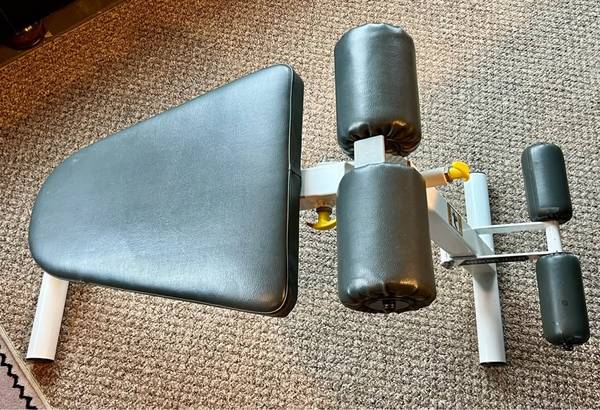 Sit up exerciser, ab cruncher. 1