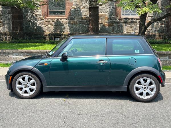 2006 Mini Cooper Only 83k original miles - $5,000 (Rye, NY)63654713675393124
