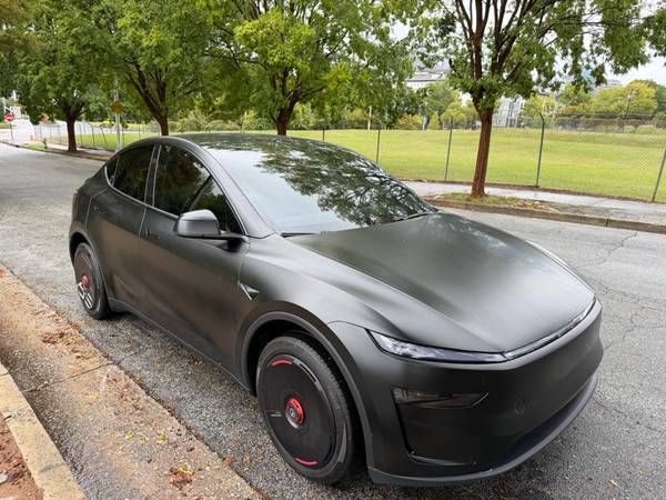 2026 Tesla Model Y Premium AWD 1