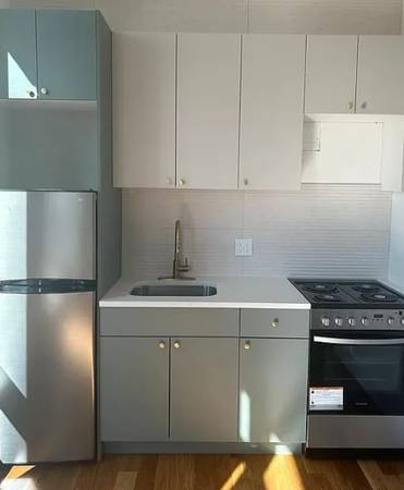 $1,750 ✨ Estudio luminoso y acogedor – Ubicación privilegiada – Alquiler asequible! (Bedford-Stuyvesant)63850121657729124