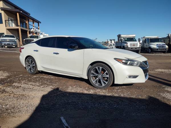 2016 Nissan Maxima 70k Miles 1