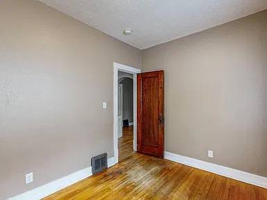Spacious bedrooms, a full bathroom, Available For APARTMENT 1