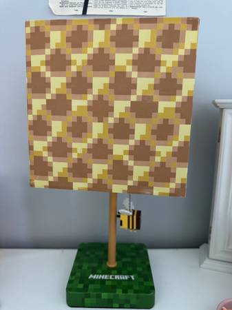 Minecraft lamp 1