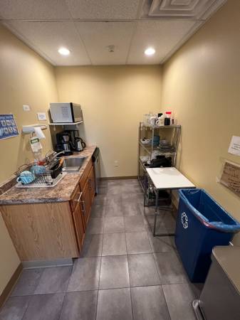 $400 / 115ft2 - $400 Private Office in Ideal Location: Shadyside/East Liberty Area (134 South Highland Avenue)64013531966978123
