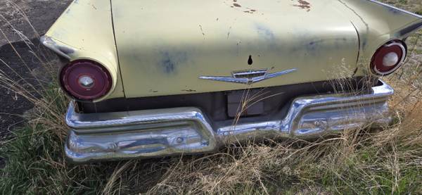 Ford 1957 - $750 (casper)63442903786499121