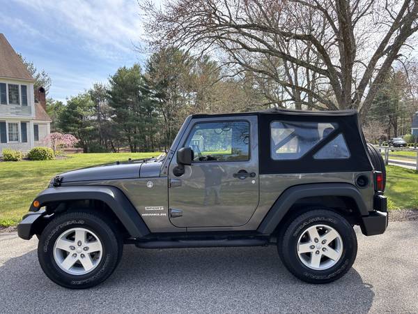 2017 Jeep Wrangler Sport Only 63 k miles - $21,995 (Kingston Ma.)63623753904899122