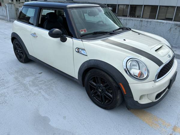 2013-2017 MINI COOPERS ELECCIÓN DE 5!!! VEHÍCULOS DE CONCESIONARIO NUEVOS - $5.995 (STAMFORD)63614118391043124